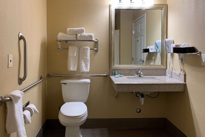 Room 12 of 14