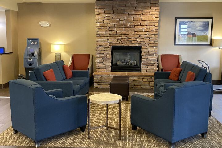 Hotel Interior 10 of 43