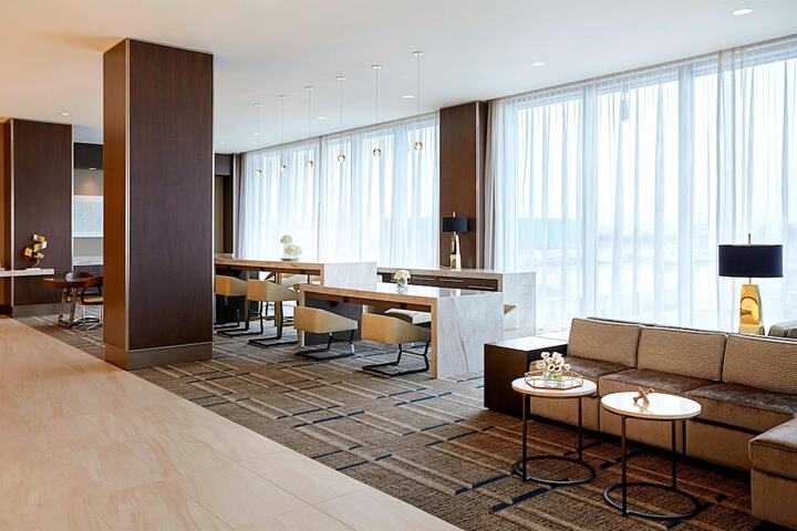 JW Marriott Minneapolis Mall of America