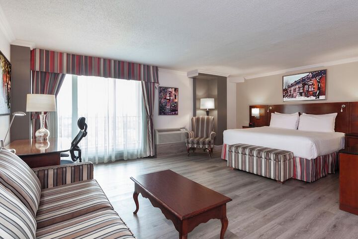 Room 54 of 63