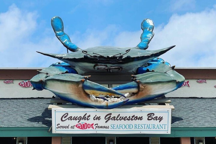 Gaidos Seaside Inn