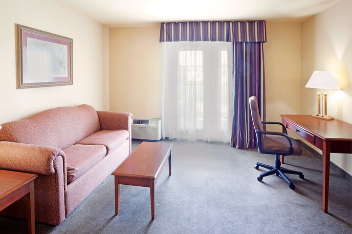 Room 23 of 43