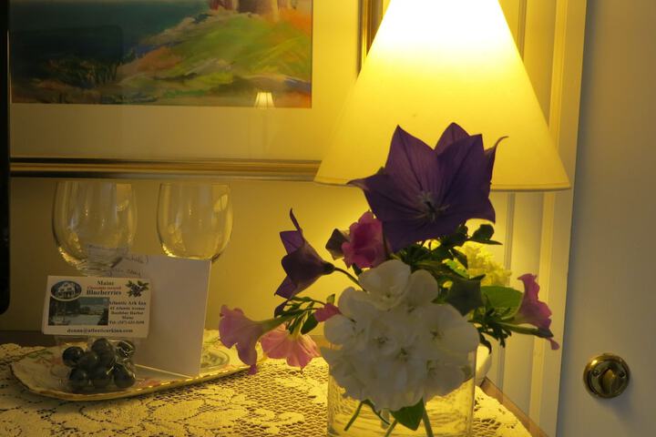 Room 4 of 34