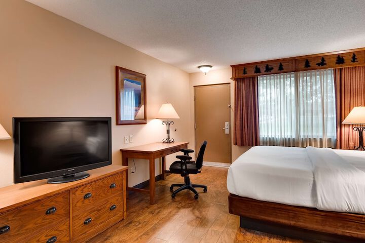 Room 43 of 61