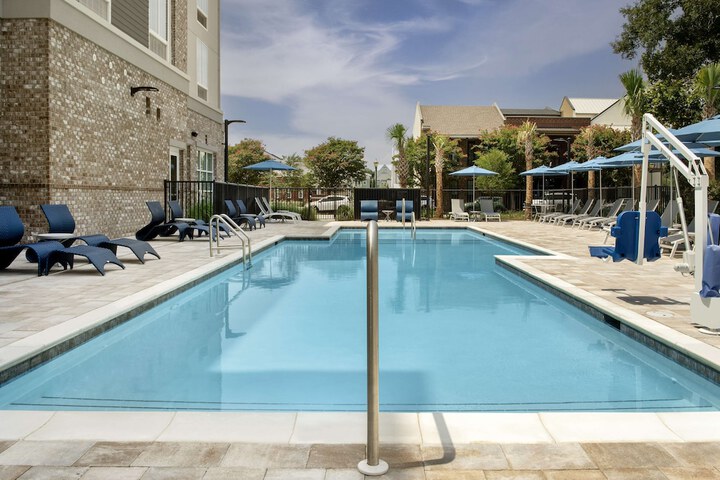 Pool 4 of 40