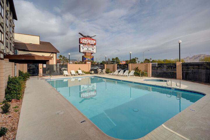 Pool 6 of 42