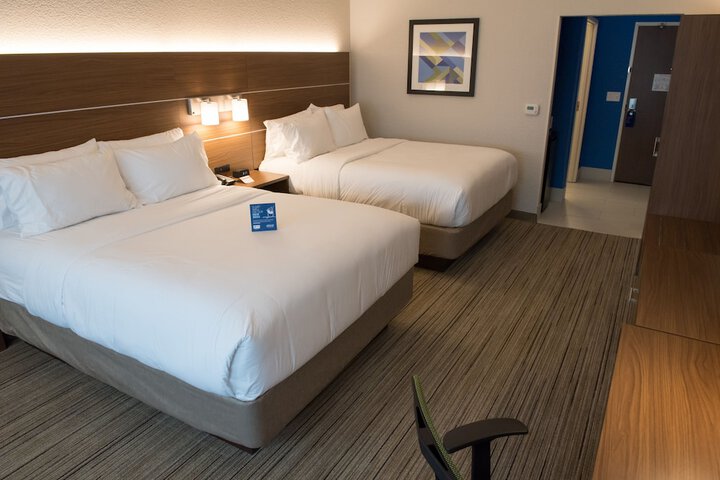 Holiday Inn Express & Suites Orland Park - Mokena by IHG