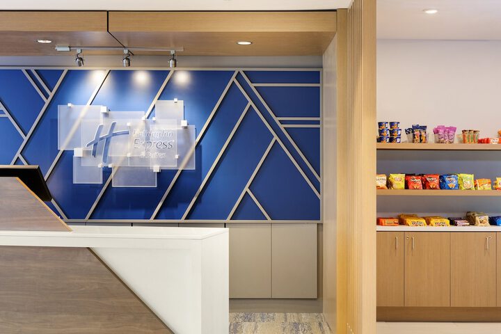 Holiday Inn Express Hotel & Suites Columbus SW-Grove City by IHG