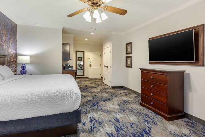 Room 33 of 55