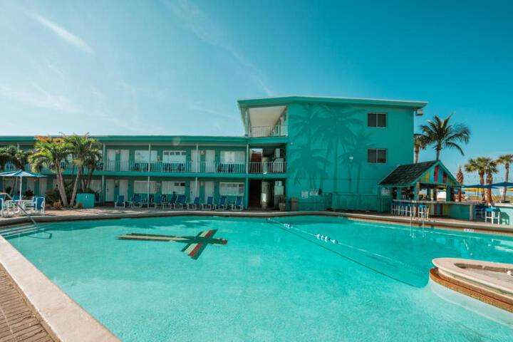 Thunderbird Beach Resort