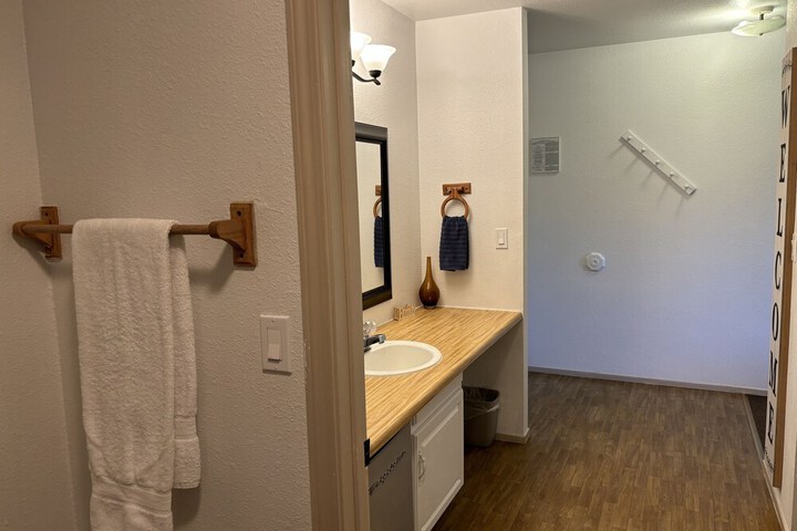 Room 104 of 158