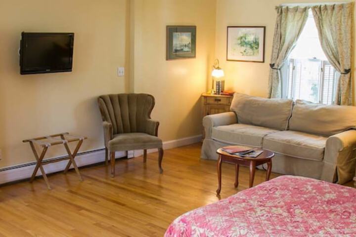 The Ashley Inn