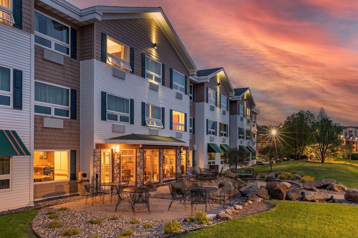 Lift Bridge Lodge an Ascend Collection Hotel