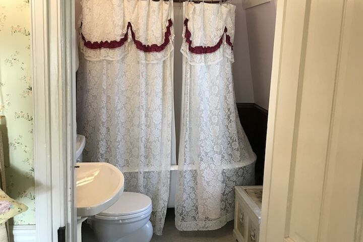 Room 40 of 82