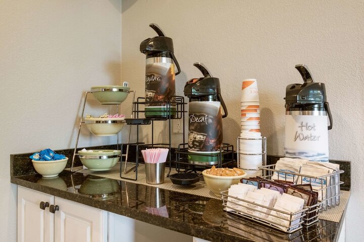 Breakfast/Coffee Service 41 of 43