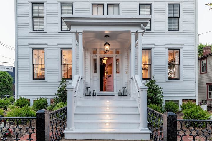 134 Prince - Luxury Boutique Hotel