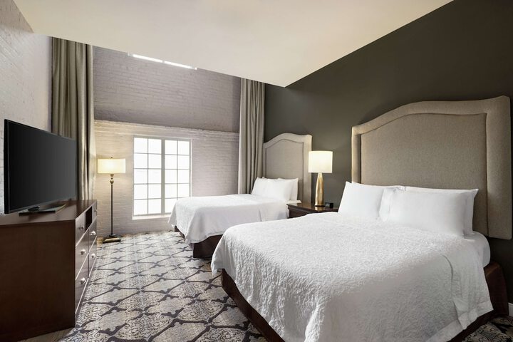 Room 40 of 97