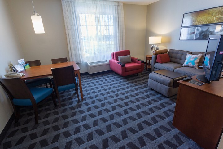 Room 18 of 46