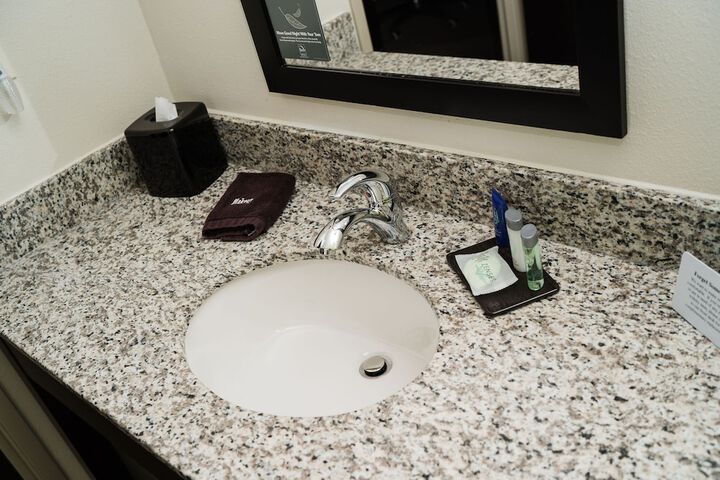 MainStay Suites at Discovery Park of America