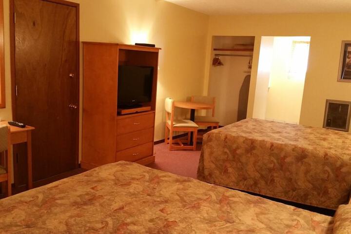Yellowhead Motel