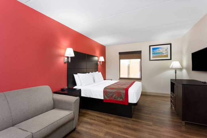Room 21 of 34