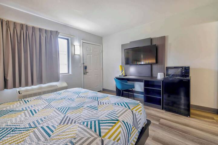 Room 19 of 29