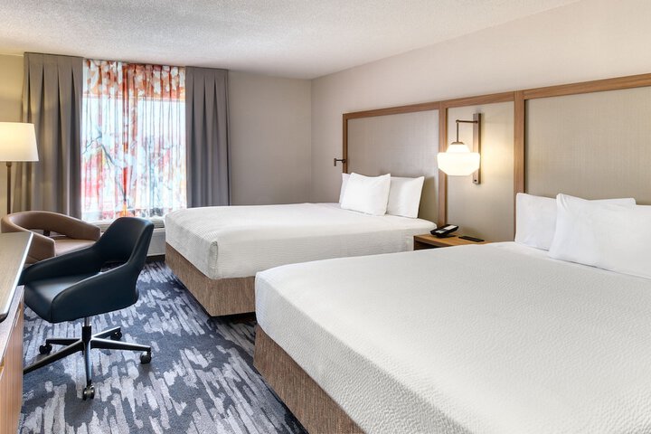 Fairfield Inn and Suites by Marriott Toronto Brampton
