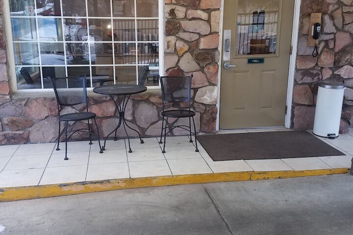 Hotel 5 of 55