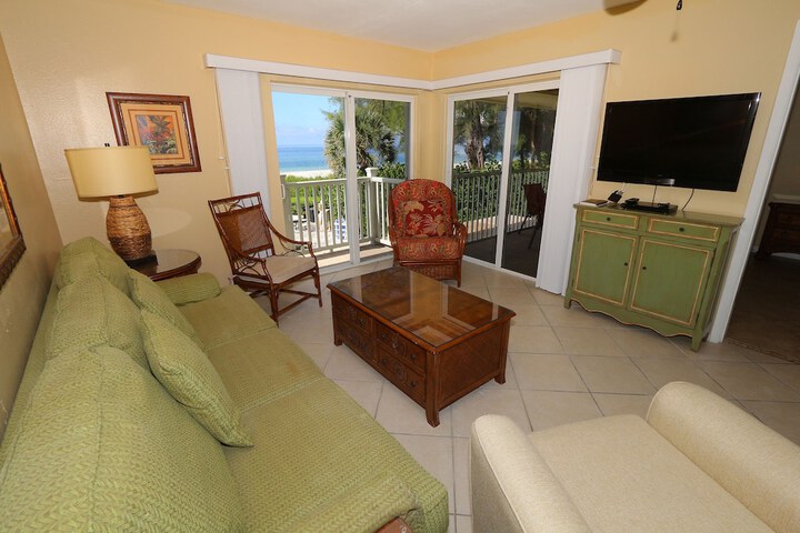 Beach Castle Resort by RVA
