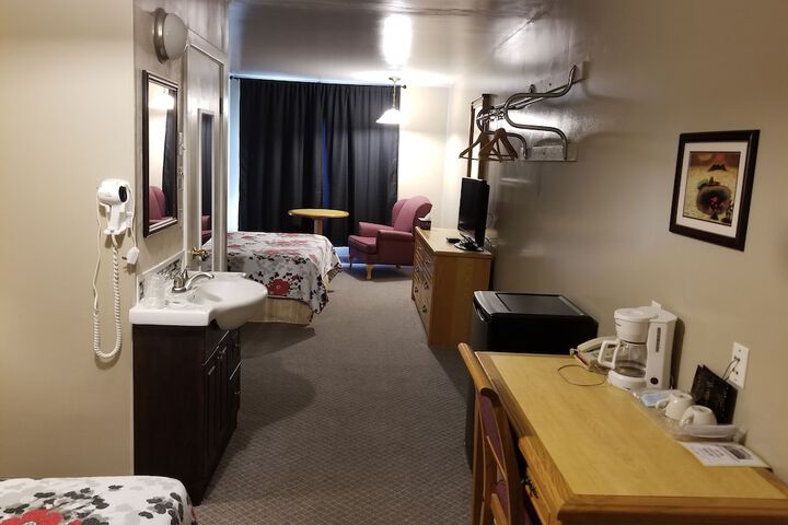 Room 66 of 82