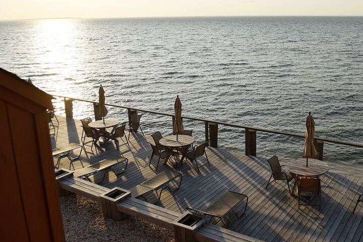 Sundeck 102 of 105