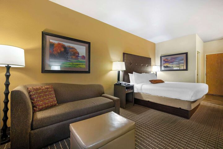 Best Western Plus Yakima Hotel