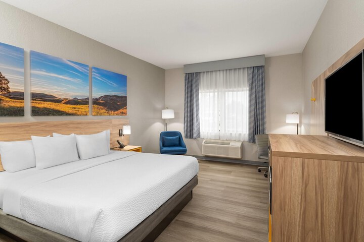 Days Inn by Wyndham Coffeyville