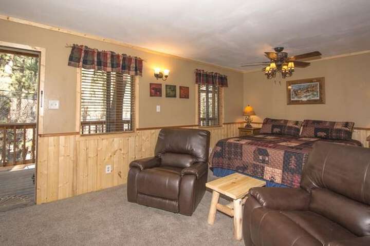 Upper Canyon Inn & Cabins