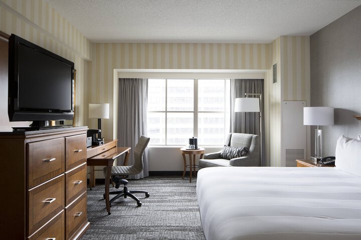 Room 14 of 65
