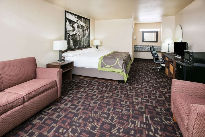Room 21 of 25