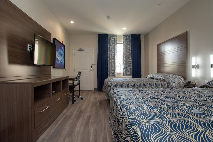 Room 17 of 40