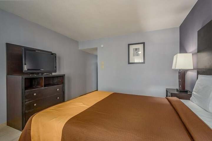 Room 7 of 21