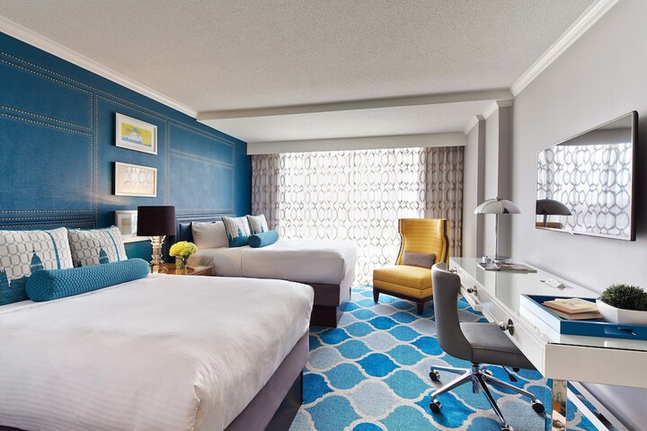 Room 40 of 83