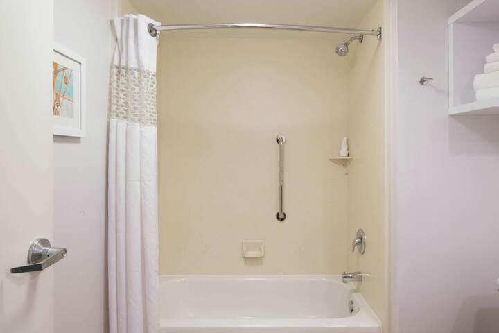 Hampton Inn & Suites Rochester / Victor