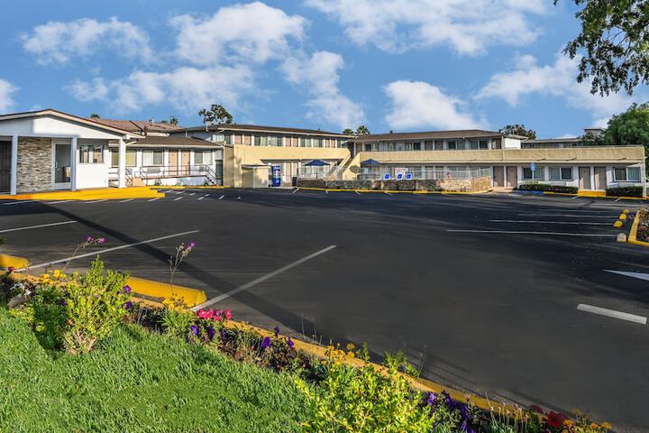 Hotel 6 of 43