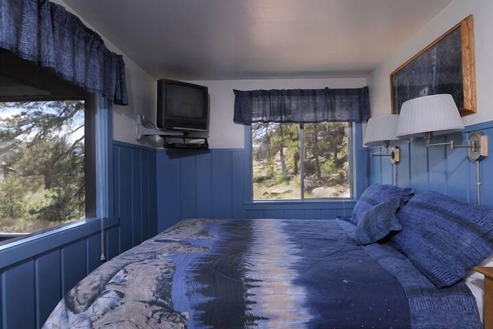 Room 124 of 175