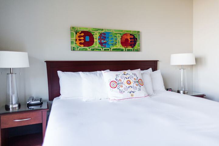 Whale Cove Inn