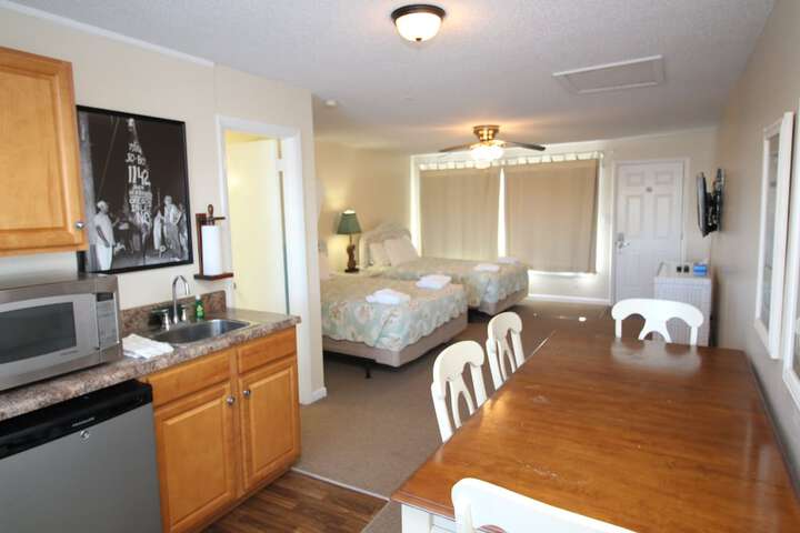Fin n Feather Waterside Inn by Kees Vacations