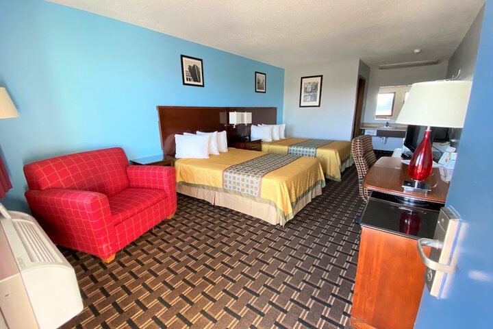 Room 12 of 35
