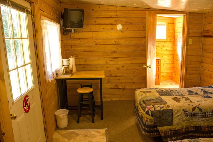 Midnight Sun Log Cabins