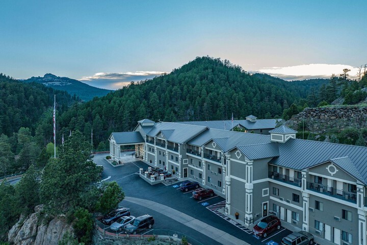 Hotel 9 of 74