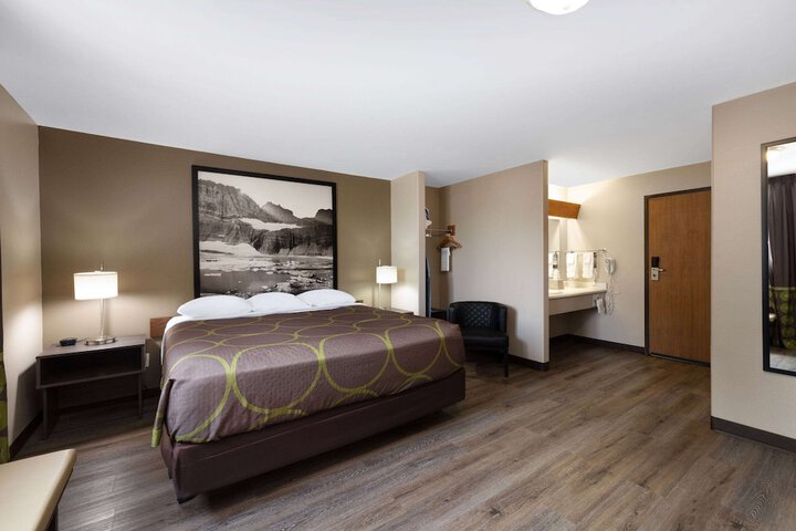Super 8 by Wyndham Belgrade / Bozeman Airport