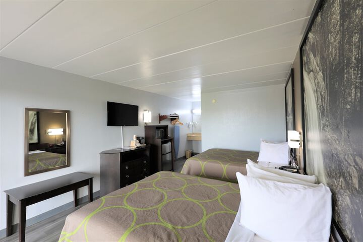 Room 17 of 23