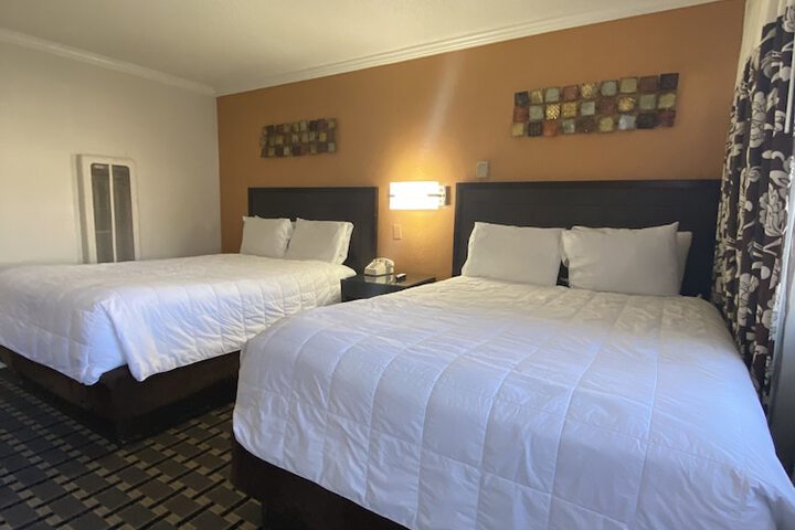Room 35 of 71